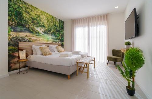 Atalaia Villa | Villa Lola, with jacuzzi and private swimming pool