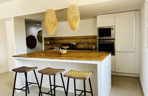 Saint-Heand Villa | Villa Loma - Swimming pool & SPA