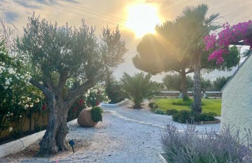 Posidonia Villa | Villa Loretta 1 with pool, jacuzzi and garden