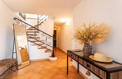 Eze Villa | VILLA LUNA VI4339 By Riviera Holiday Homes