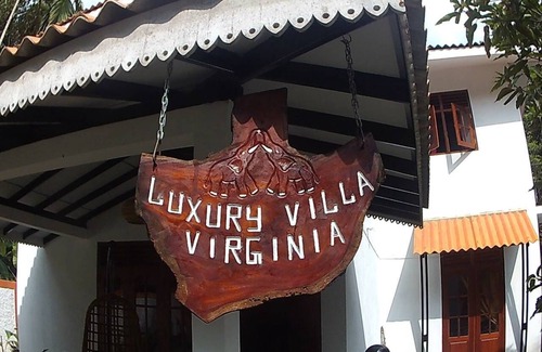 Ambalangoda Villa | Villa de lujo Virginia con piscina y jardín.