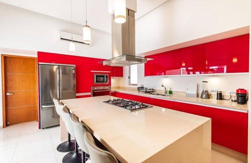 Puerto Juarez Villa | Villa Luxury White en Playa del Carmen