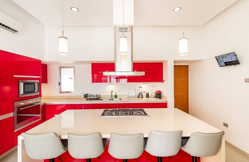 Puerto Juarez Villa | Villa Luxury White en Playa del Carmen