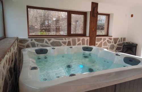 Koprivshtitsa Casa | Villa Lyutovi Holiday Home