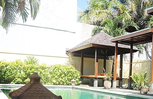 Jimbaran Bay Villa | Villa Maharani