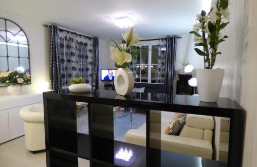 Tulle Villa | VILLA MAISON BLANCHE TULLE 1 à 4 personnes