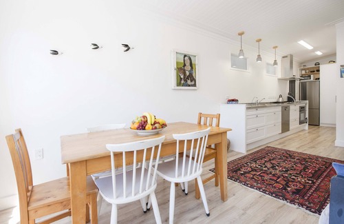 Nelson Casa | Villa Maitai - Central Nelson Holiday Home