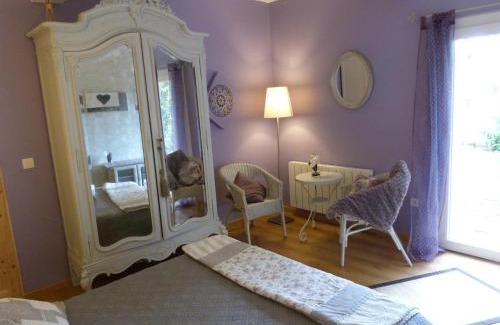 Auriol Cama Y Desayuno | Villa Manon