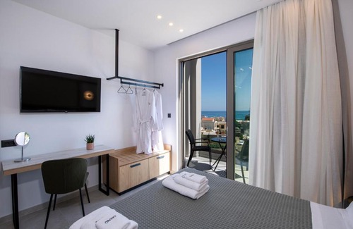 Kato Stalos Villa | Villa Manu Luxury Living