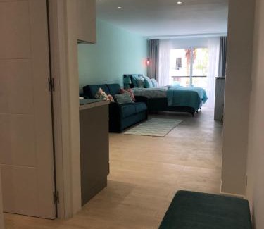 San Eugenio Apartamento | Villa Mar First Line Las Americas - Limpistar