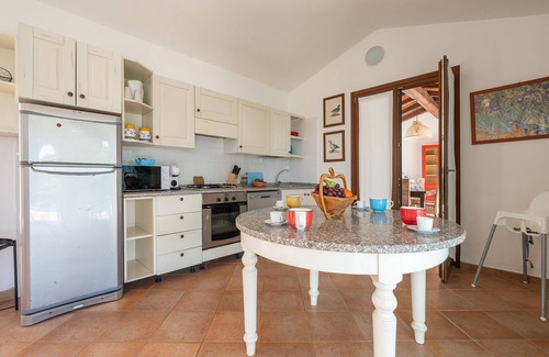 Sant'Elmo Villa | Villa Mariposa – Pool & Garden, 500m walk to Beach