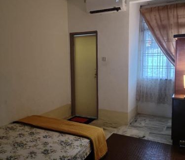 Kampung Bagan Lalang Casa | Villa Medina @ Sepang Gold Coast