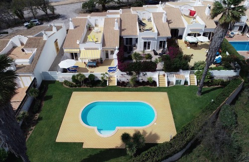 Albardeira Villa | Villa Meia-Praia, con terraza, piscina y jardín