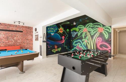 Tria Monastiria Villa | Villa Mia Heated pool Pickleball court kids area Center 8 min beach 2km