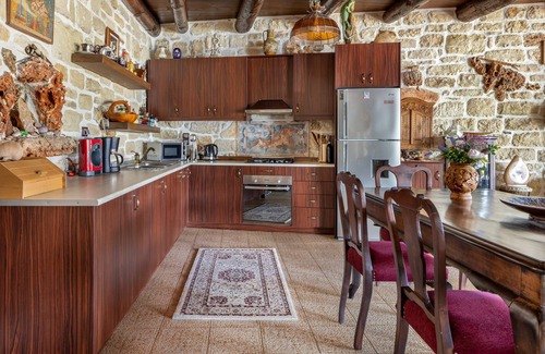 Marathi Villa | Villa Minoa con pequeña playa privada y sorprendentes vistas al mar y a la montaña