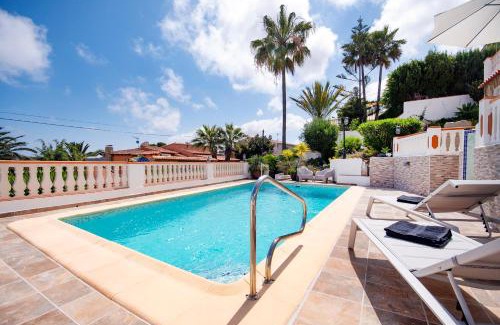 Costa de Benissa Villa | Villa Mirador for a great holiday - by Holiday Rentals Villamar