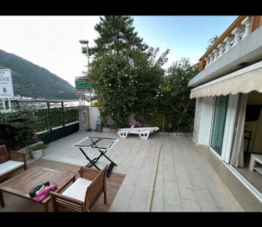 Kotor Apartamento | Villa Miramare , Dobrota seafront