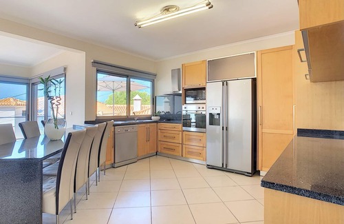 Santa Maria Maior Casa | Villa Moniz - Four Bedroom House, Sleeps 8