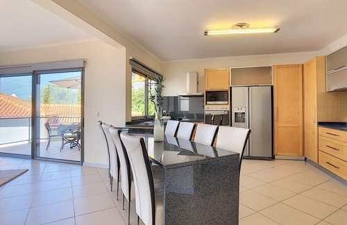 Santa Maria Maior Casa | Villa Moniz - Four Bedroom House, Sleeps 8