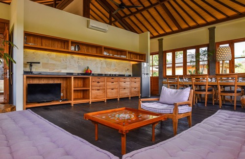 Pemuteran Villa | Villa Naga, Villa privada con gran piscina infinita y vistas espectaculares