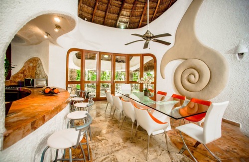 Alfredo V. Bonfil Casa | Villa Natural Luxury Architect Villa