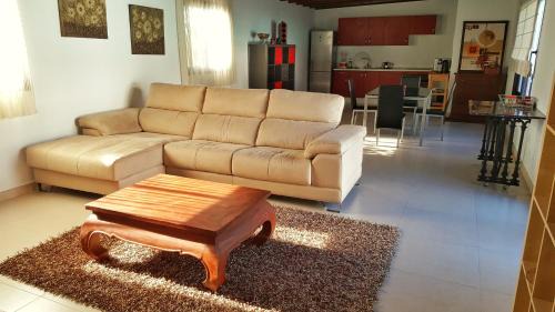 Nazaret Casa | Villa Nazoly, Oasis de Tranquilidad con Piscina Privada en el Corazón de Lanzarote
