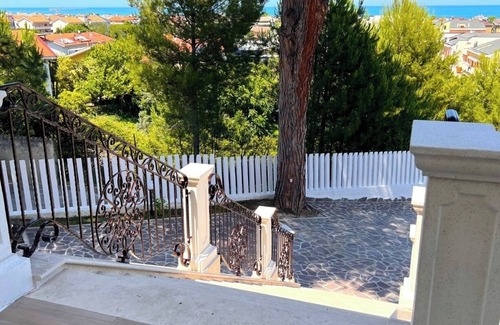 Francavilla al Mare Apartamento | Villa near the sea