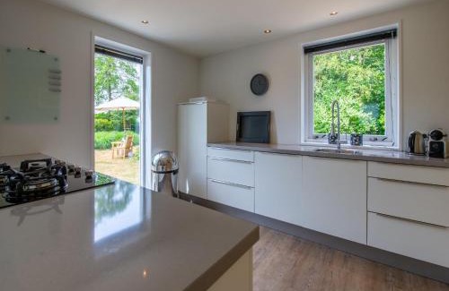 Kamperland Casa | Villa near Veerse Meer with Garden Views