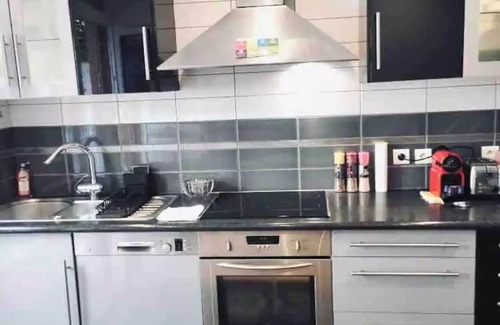 Quartier de la Maison-Blanche Villa | Villa Nearby Paris - 17 Guests - Garden - Parking - Metro