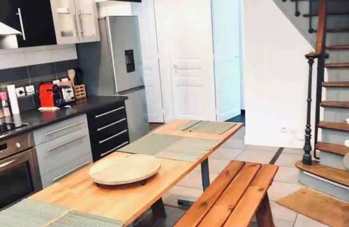 Quartier de la Maison-Blanche Villa | Villa Nearby Paris - 17 Guests - Garden - Parking - Metro