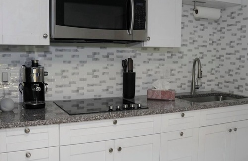 Golden Gate Casa | "Villa Niñita Naples - Luxury, beach and serenity in your perfect getaway."