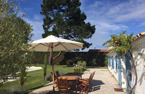 Notre-Dame-de-Monts Villa | Casa 6-8 personas, piscina privada climatizada, jardín vallado, cerca de la playa y el bosque
