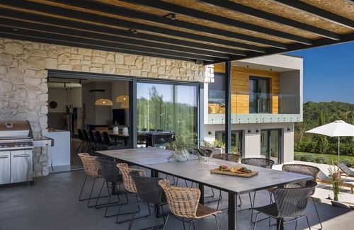 Kircija Villa | Villa Ox in Pazin, Croatia