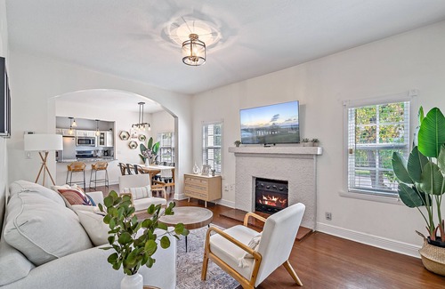 Parker Ridge Casa | Villa Palma - Private home with hot tub and large backyard