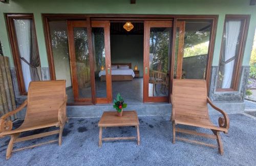 Bebandem Otro | Villa Palmeras