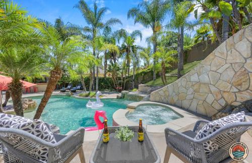 Lakeside Casa | Villa Paradiso