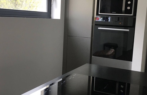 Pierrevert Villa | Villa parc du Lubéron 140m2 swimming pool 8x4, air-conditioned, near Lubéron golf course