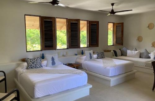 Barra de Colotepec Casa | Villa Piñas Puerto Escondido Beachfront