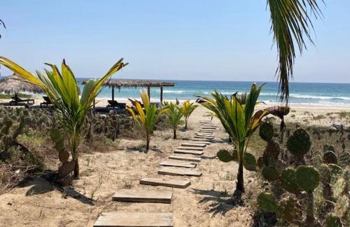 Barra de Colotepec Casa | Villa Piñas Puerto Escondido Beachfront