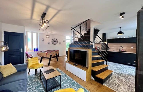 Brive-la-Gaillarde Villa | Villa Platon - Jaccuzi - Jardin/Terrasse/Pétanque