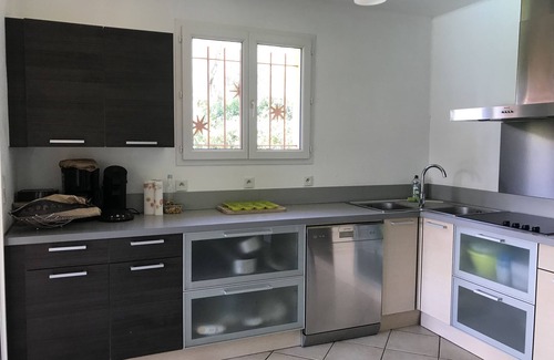 Cirendinu Villa | villa con encanto piscina climatizada 800 de una playa de arena.