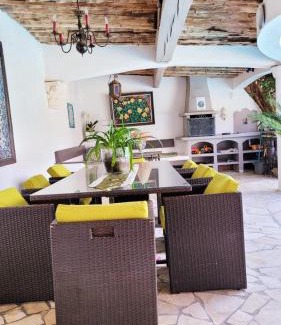 Plage de la Garonnette Villa | Villa Provençale â Sainte Maxime, Golf de Saint Tropez