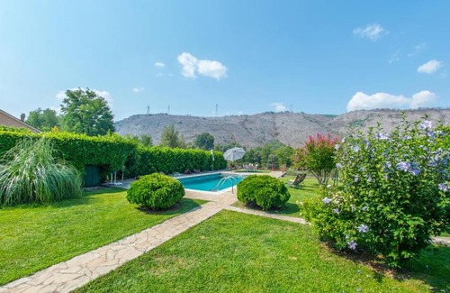 Blagaj Villa | Villa Queen's Garden