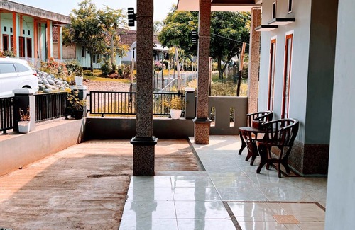 Garut Villa | Villa Rancabuaya Surf Retreat West Java