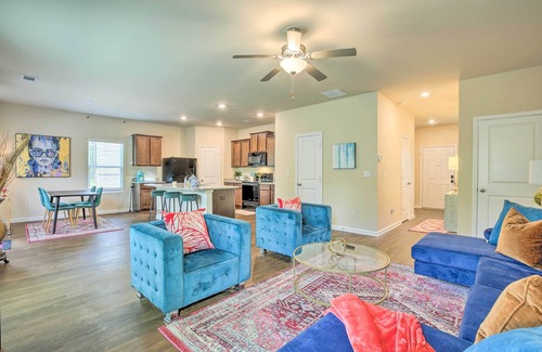 Villa Rica Casa | Villa Rica Retreat w/ Deck ~ 33 Mi to Atlanta