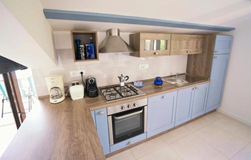 Opric Apartamento | Villa Riviera blue with seaview, pool, whirlpool, parking and boat excursions