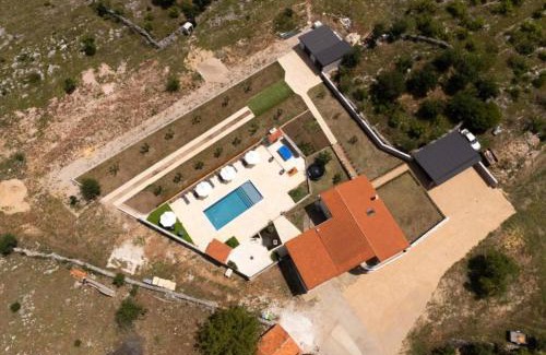 Bogatic Villa | Villa Roški
