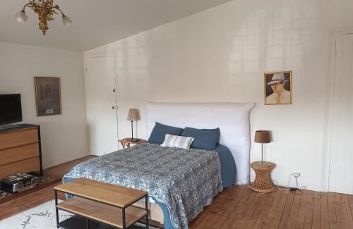 Bazas Cama Y Desayuno | Villa Séquoia - Belle chambre SDB privée et petit salon