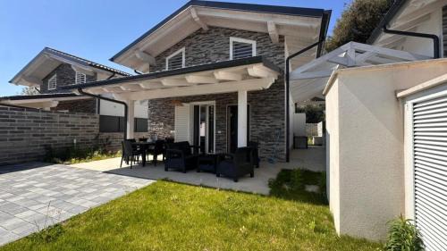 Latina Lido Villa | VILLA SABRINA VICINA al MARE