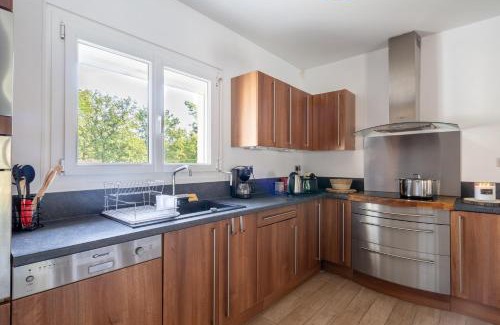 Saint-Jean-d'Illac Casa | Villa Saint Jean - Maison avec piscine privée